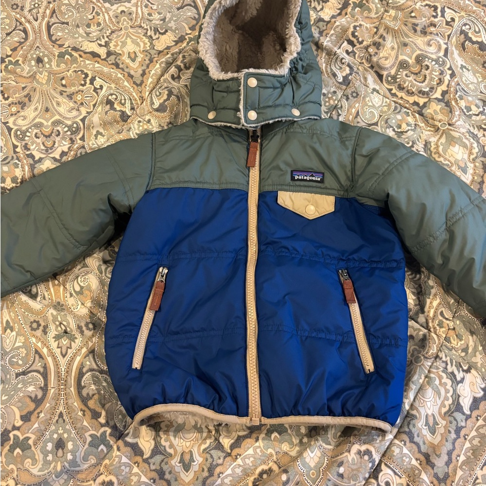 Patagonia Toddler Boy’s Tribbles Reversible Snow Winter Jacket 5T